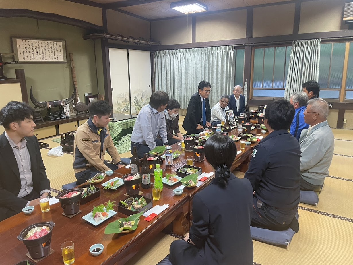 小代区の有志の方たちと。